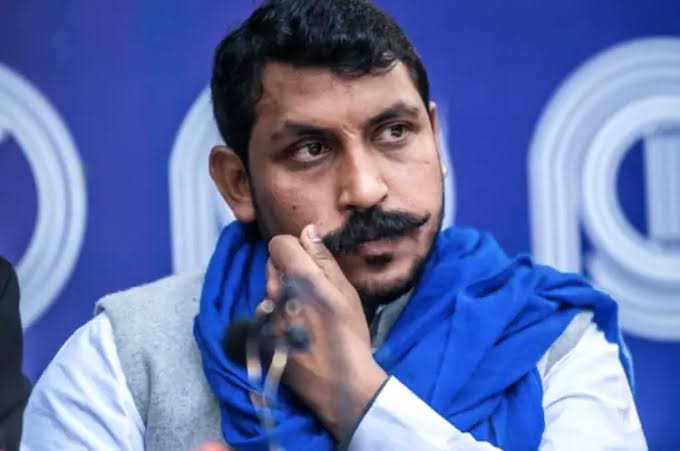 SatishInB's tweet photo. जमीनी मेहनत के आधार पर लोगो के दिल और लोकसभा चुनाव 2024 में नगीना से जीत पर बहुत बहुत बधाई। @BhimArmyChief https://t.co/VB4ZsPOUe2