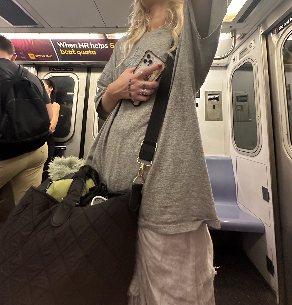 paris fulton tweet media