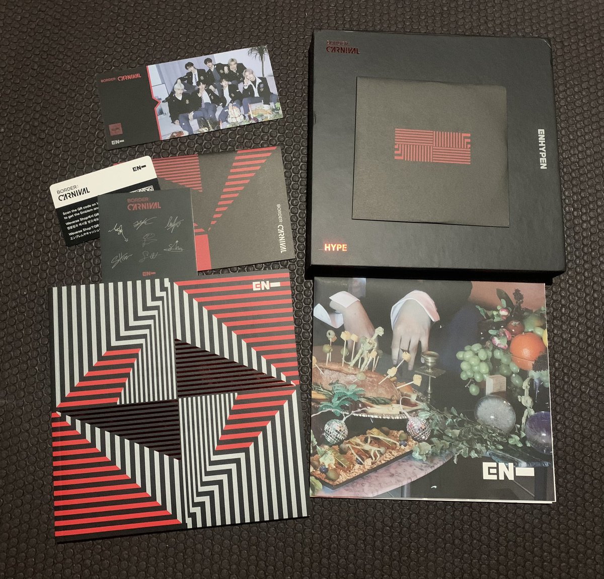 Sunjaywon07's tweet photo. Enhypen Border: Day One Dusk &amp; Dawn
- unsealed without pc
- Php 100 each

Enhypen Dimension: Answer NO &amp; YET
- unsealed without pc
- Php 100 each

Enhypen Border Carnival: Hype &amp; Up
- unsealed without pc
- Php 100 each https://t.co/Go6avOJlIj