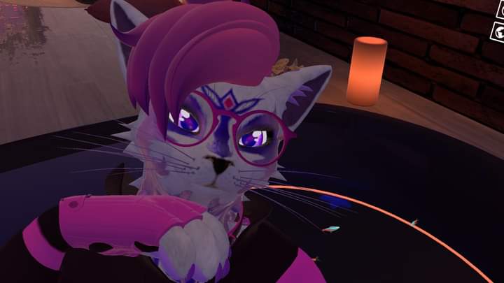 DeadlyOfSkullD1's tweet photo. Any one want to be vrchat buddies? #vrchat . #fyp . 18+ be my friend I'm 21 . https://t.co/UfIJbQFKhV