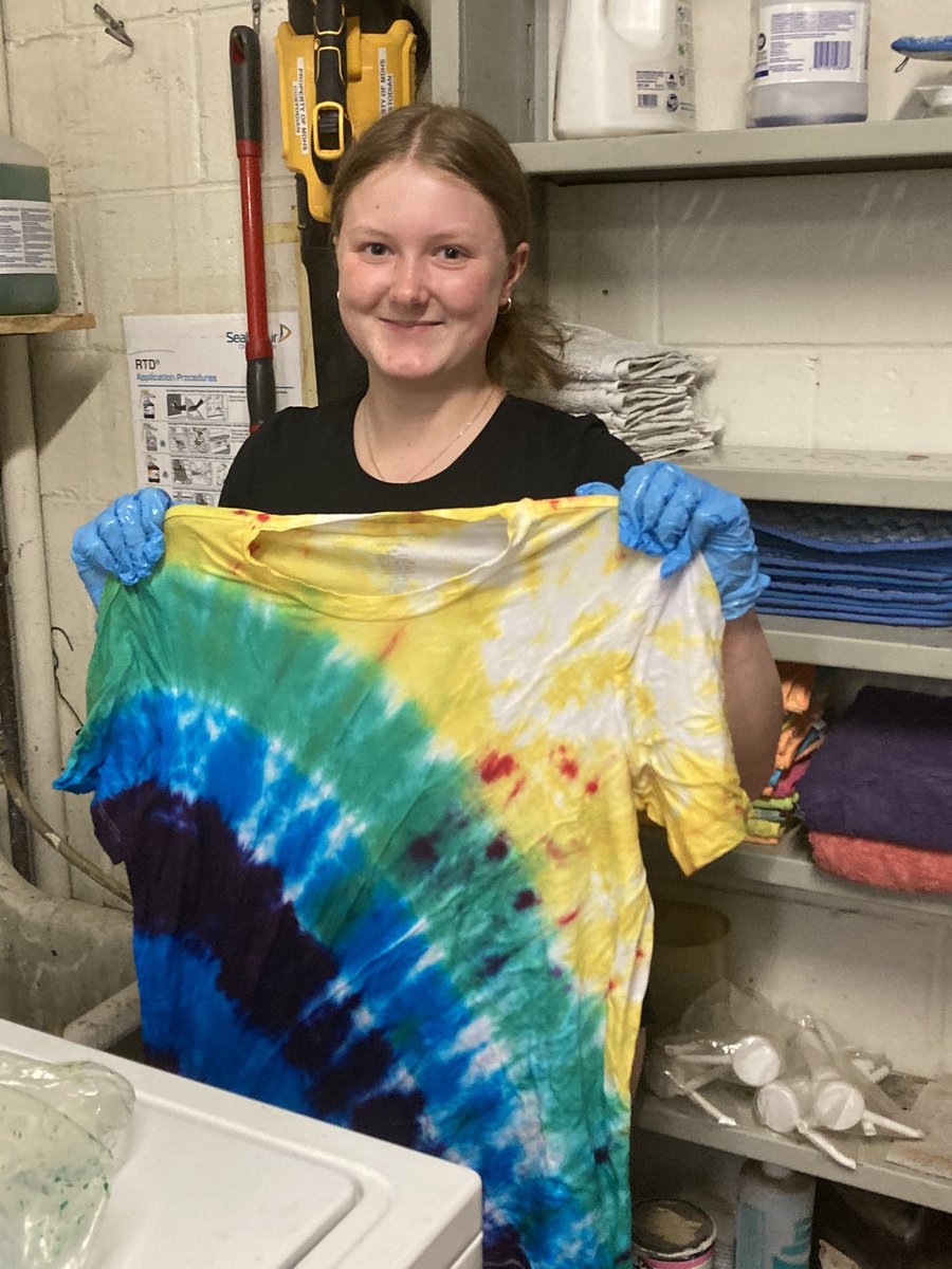 Rinse day for the #tiedye <a href="/MitchellDHS/">Mitchell DHS</a>