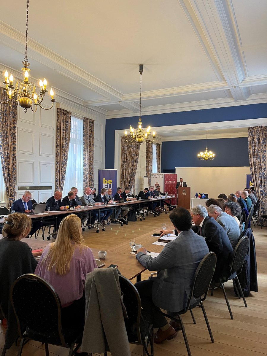 EgmontInstitute's tweet photo. 🚨 𝗛𝗔𝗣𝗣𝗘𝗡𝗜𝗡𝗚 𝗡𝗢𝗪: The event Bridging Continents, Forging Alliances: Enhancing Military Collaboration between the European Union and African States in a Global Power Competition is taking place today with @DanielFiott, @WilenNina , @SamRamani2,  @ntanriverdi,  @EricKalajzic , @WernerAlbl.  

In coordination with @RHID_IRSD_KHID  @EU2024BE @BelgiumDefence