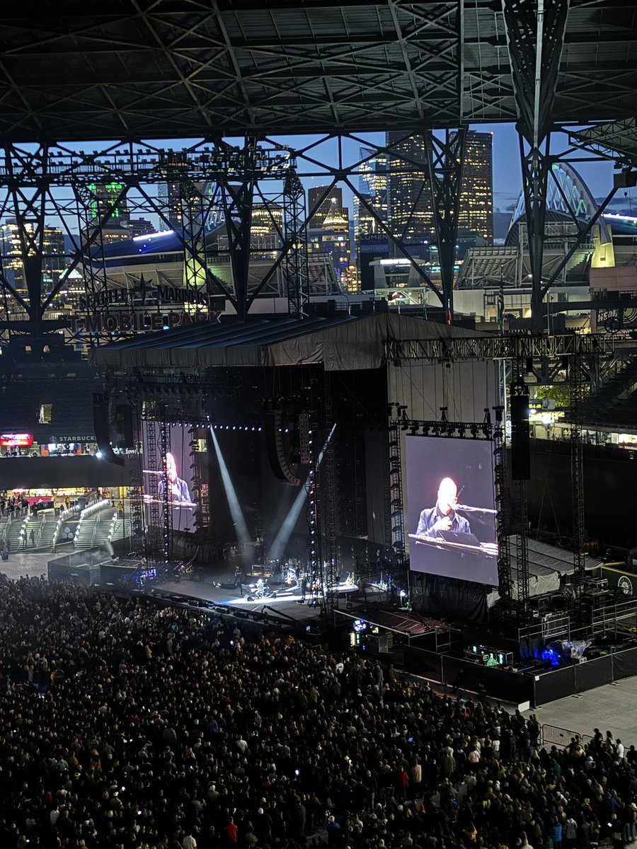 Brad Burns tweet media