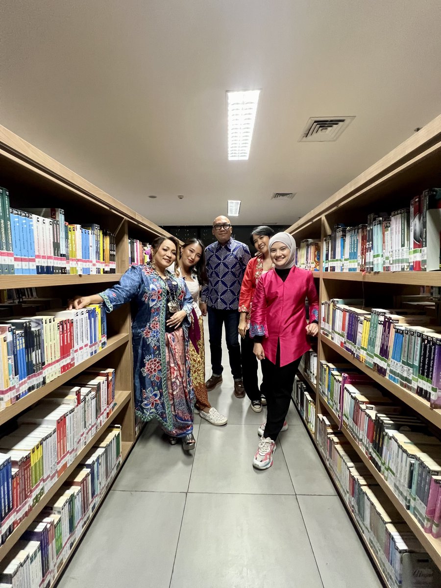 <a href="/riekaroslan/">Rieka Roslan</a> and Her Troubadours, Wanda Omar, Jeane Phialsa, Chika Olivia.