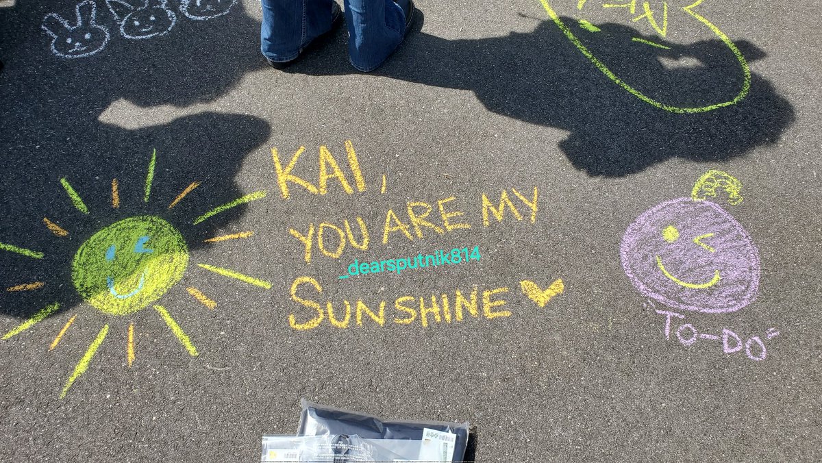 _dearsputnik814's tweet photo. From UBS last year to MSG this year - Kai is my sunshine 🌞 I am Kai's sunshine!!!  I am forever indebted to @ShadowBoxYoon for making this happen 💙 https://t.co/fRj3GThJqd