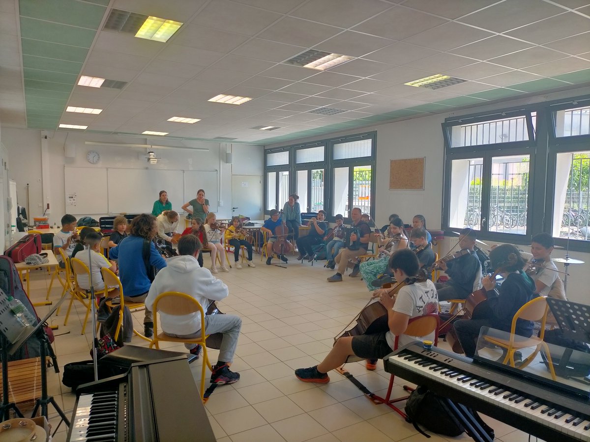 Collège Daniel Faucher Loriol tweet media