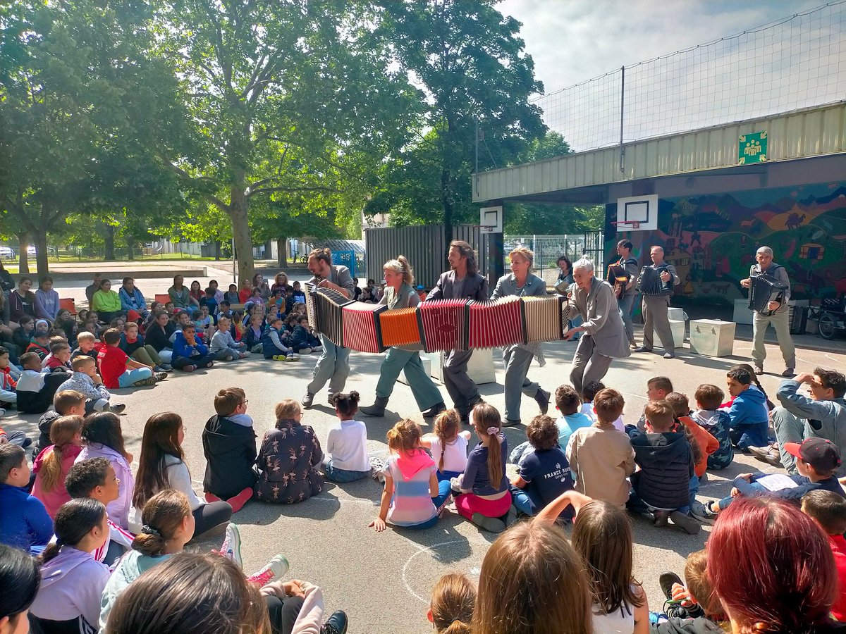 Collège Daniel Faucher Loriol tweet media