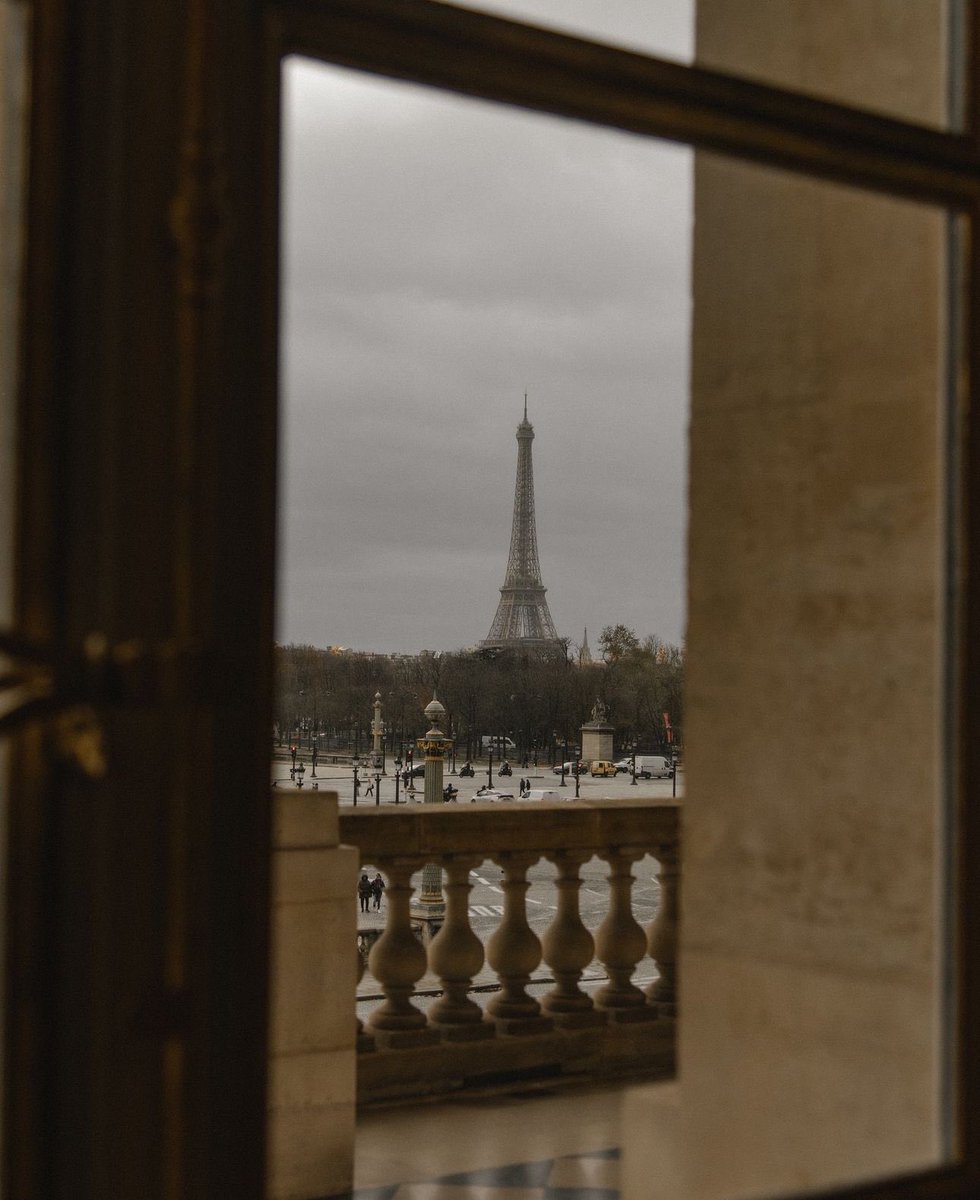 ShiroNoOne's tweet photo. فرنسا، باريس 🇫🇷 https://t.co/JQEAbUyJJi