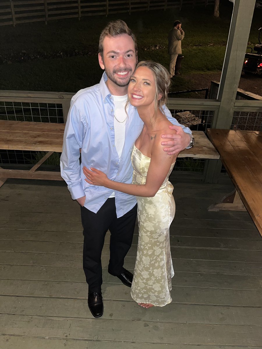 Laura Ashlee❁ tweet media