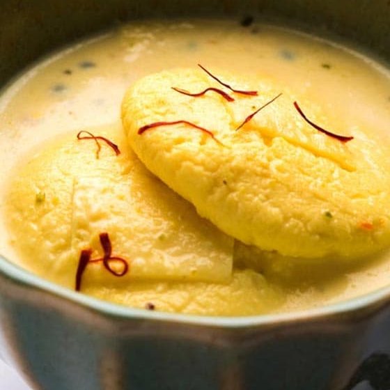 NDTVFood's tweet image. 5 Tips To Make Perfectly Creamy Rasmalai
food.ndtv.com/webstories/foo…
#Rasmalai #Home #Creamy