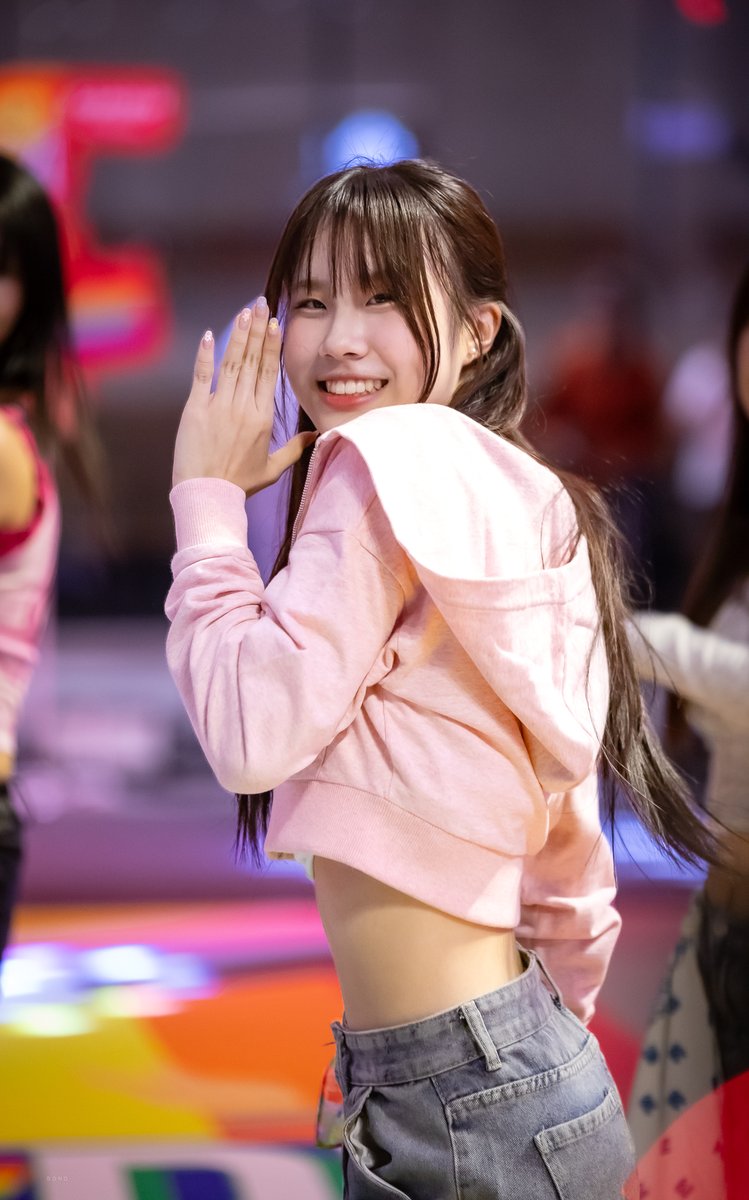 de_BONO_'s tweet image. ได้เจอไอ่เด็กแล้วว แต่ไม่ได้คุยเลย 😭 ไว้เจอกันงานแคทละกัน🤭 @yarraz_

#YarraCAC #Fairydolls
#PrideMove