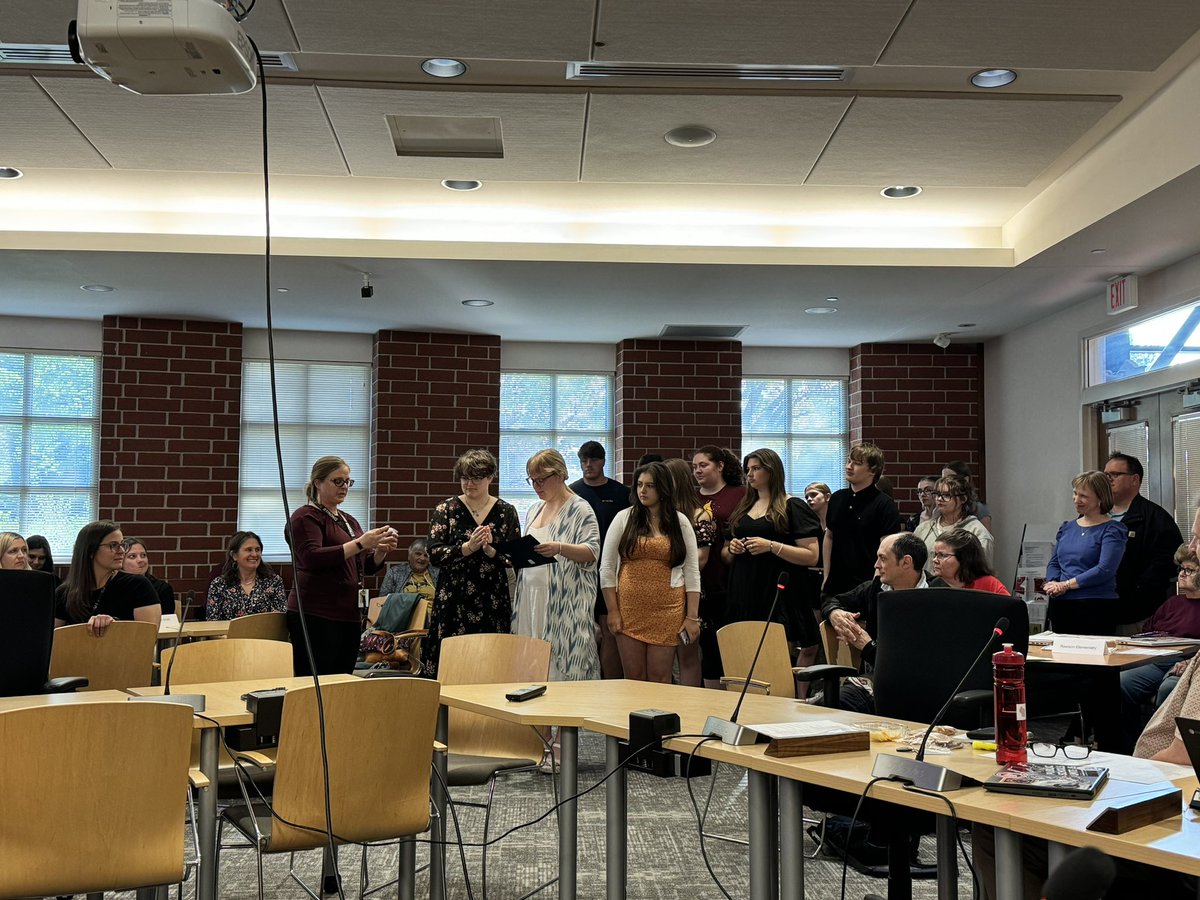 Deidre Roemer tweet media