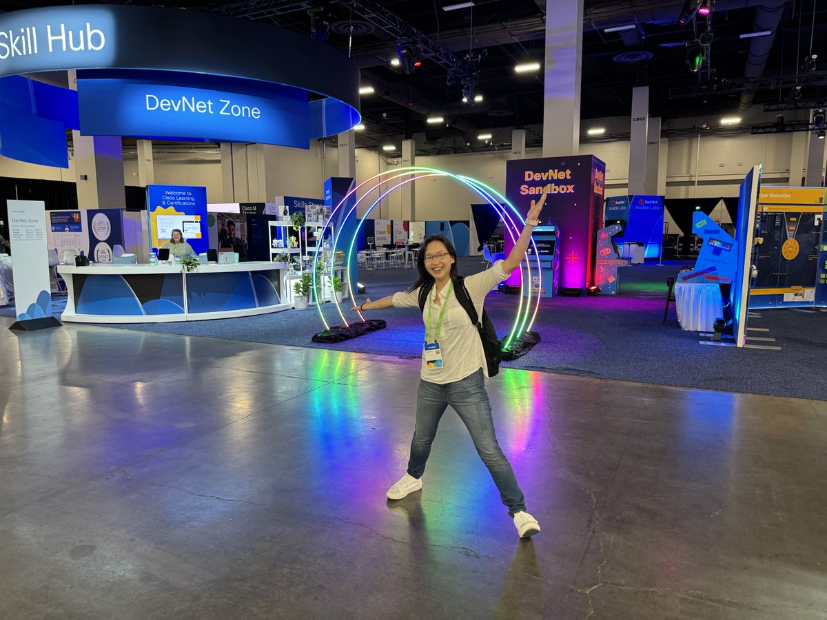 CiscoDevNet's tweet photo. Don't forget! The #DevNetZone at #CiscoLive opens 90 minutes before the WOS! Stop by and watch the keynotes with us in the classrooms! 💻 https://t.co/6w9NhPpjUo https://t.co/hCjHfkSohr
