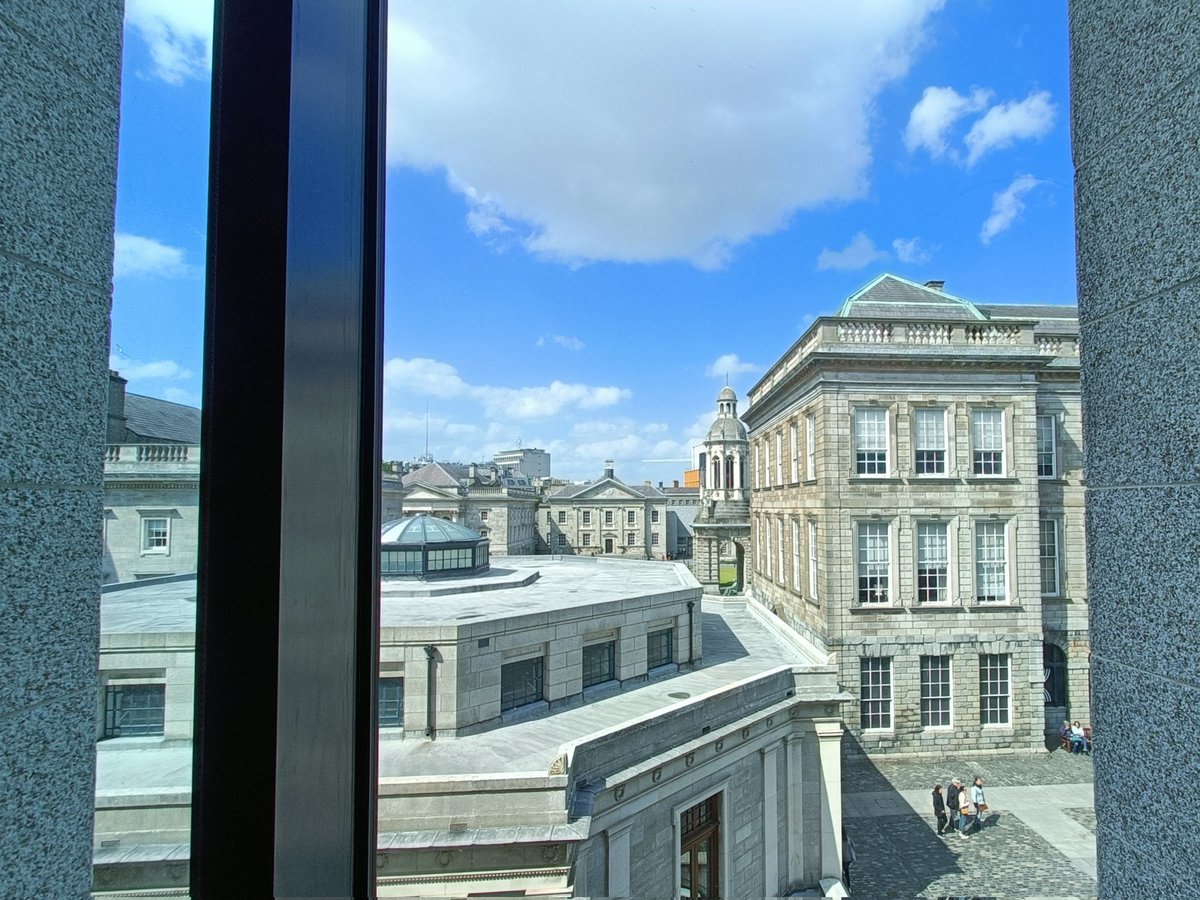 JDMcGlynn's tweet photo. A joy to chair our first session of #SSXR in @TLRHub here at Trinity College Dublin @tcddublin this morning: a trio of papers on streaming culture and multimodal/multiscreen experiences feat. Chris Morris (@MusicMaynooth), Simon Nugent, (@BienenSchoolNU) &amp; @burkeliam (@Swinburne) https://t.co/3Yn3EKygj4