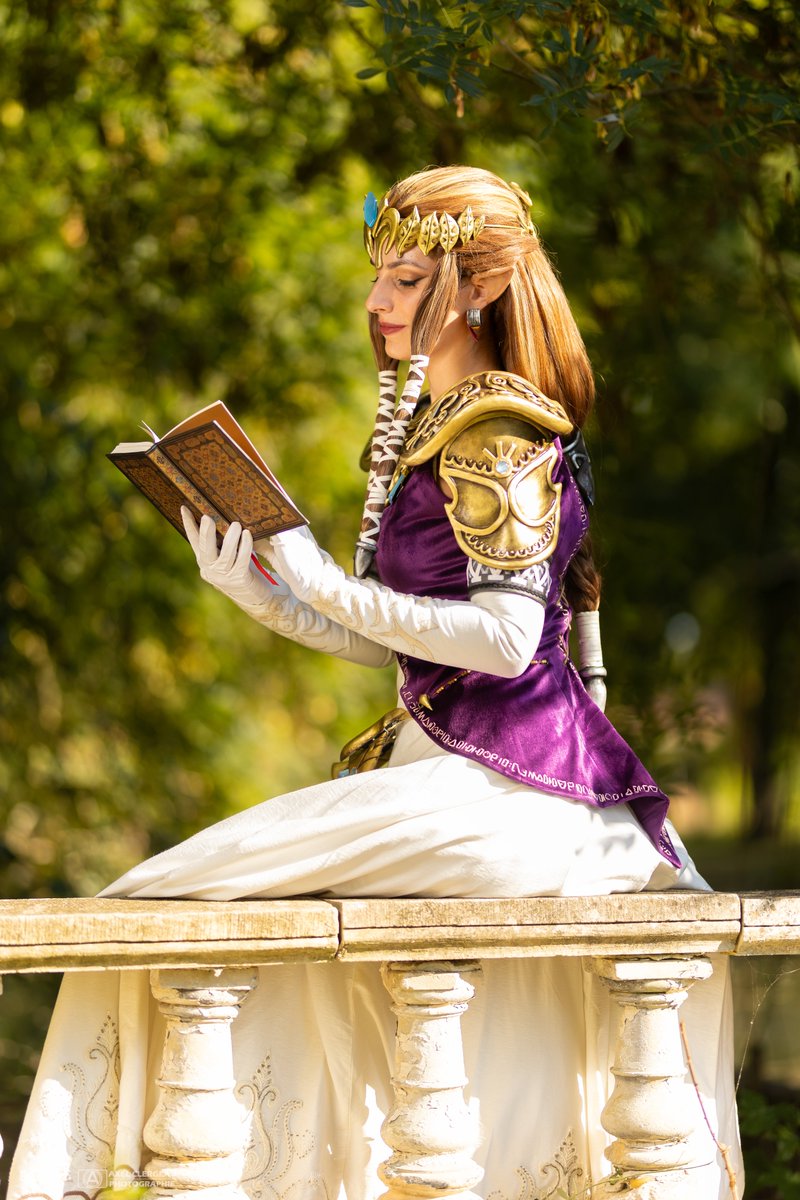 Corneline (@cornelinecrea) on Twitter photo On se retrouve à 21h sur le Twitch de Photosaurus twitch.tv/photosaurus_fr… pour un nouvel épisode de Cosplay & Cie où je parlerai de mon activité de costumière et de la fabrication sur commande.
📸 Axel Clergeau
🤝 Nelshann
📆 <a href="/FocusCosplay/">Focus Cosplay</a>
#zelda On se retrouve à 21h sur le Twitch de Photosaurus twitch.tv/photosaurus_fr… pour un nouvel épisode de Cosplay & Cie où je parlerai de mon activité de costumière et de la fabrication sur commande.
📸 Axel Clergeau
🤝 Nelshann
📆 <a href="/FocusCosplay/">Focus Cosplay</a>
#zelda
