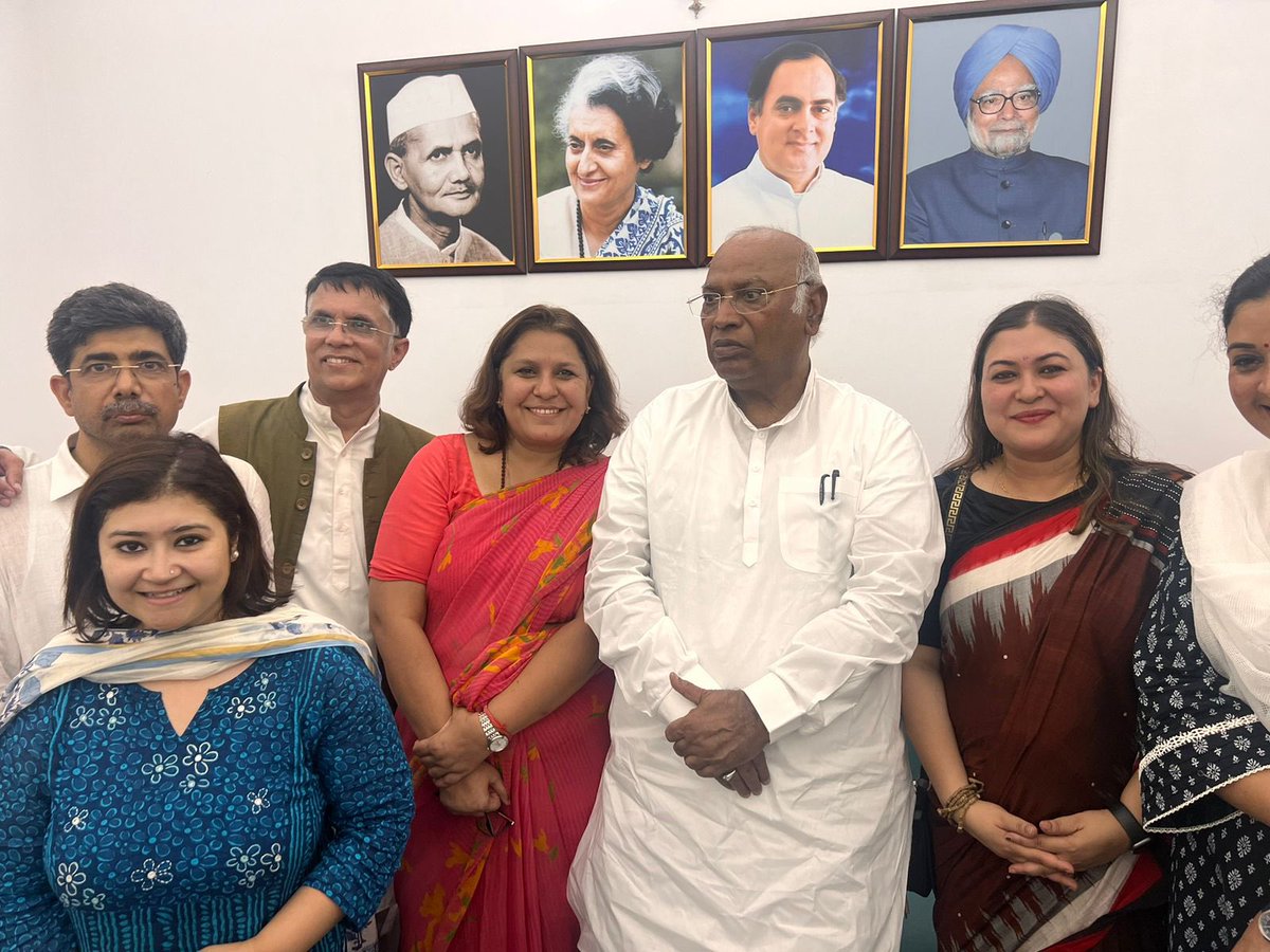 Pawan Khera 🇮🇳 tweet media