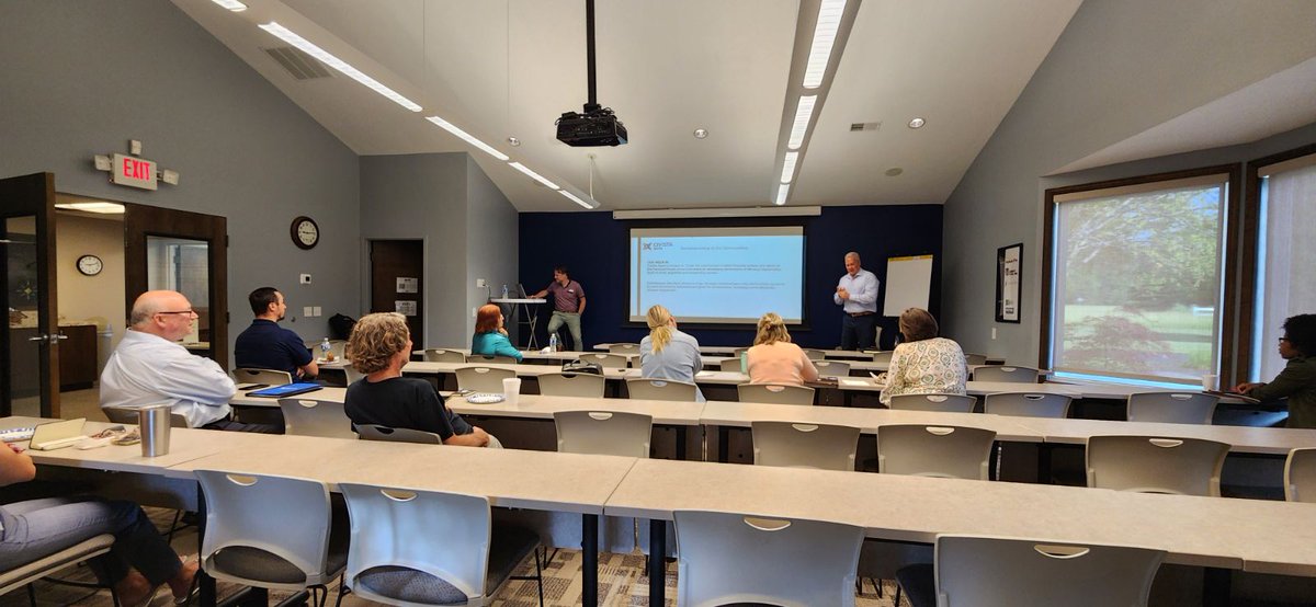 Happy to be a part of Civista Bank's CE class this morning at Northwest Ohio Realtors🤗

Trevor Jessee covered different financing programs to help home buyers💲

Thank you The Flying Joe for a great breakfast😋