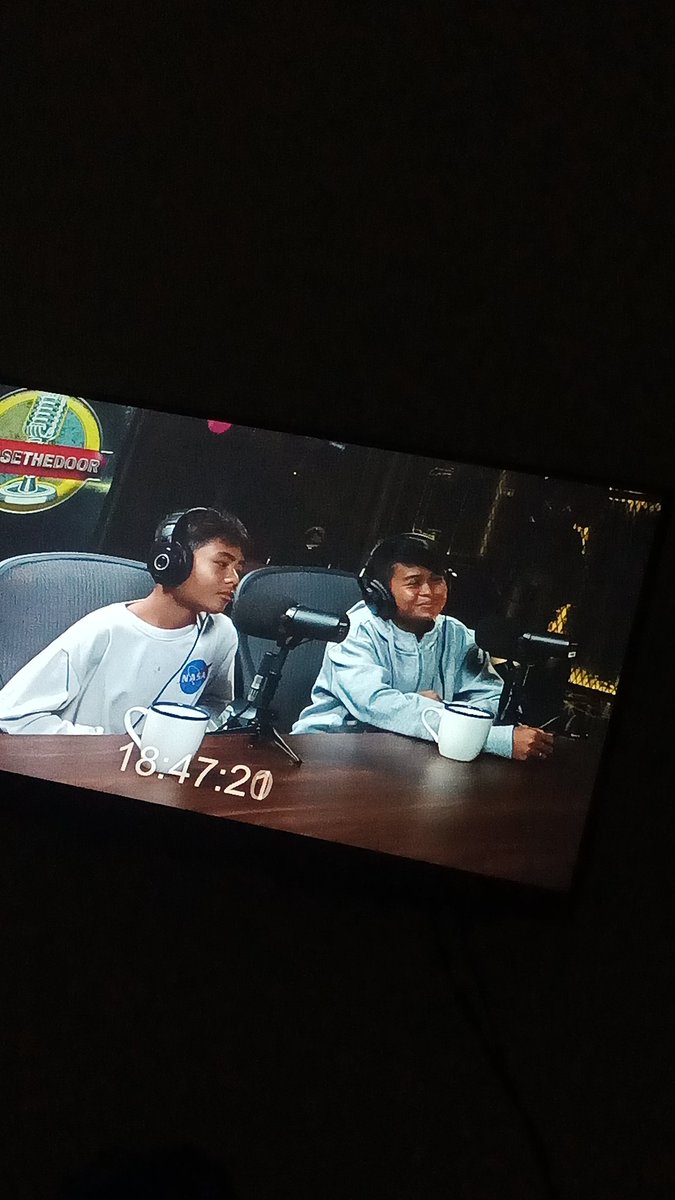 kejuchis's tweet photo. YaAllah sesek bgt nonton closethedoor yg ini. 😭😭😭😭😭😭😭 https://t.co/OlJJ7jdFGt