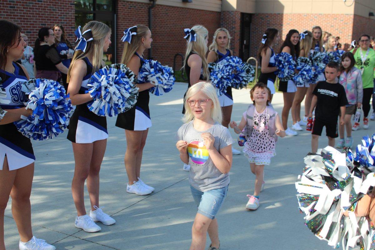 PLCSchools's tweet image. It's PLCS tradition to start summer school with some excitement! A big shout-out to the PLHS band as well as Monarch Dance, Titan Cheer, and Titan Dance for giving these students an awesome and energetic start to their day yesterday! #PLCSGreat