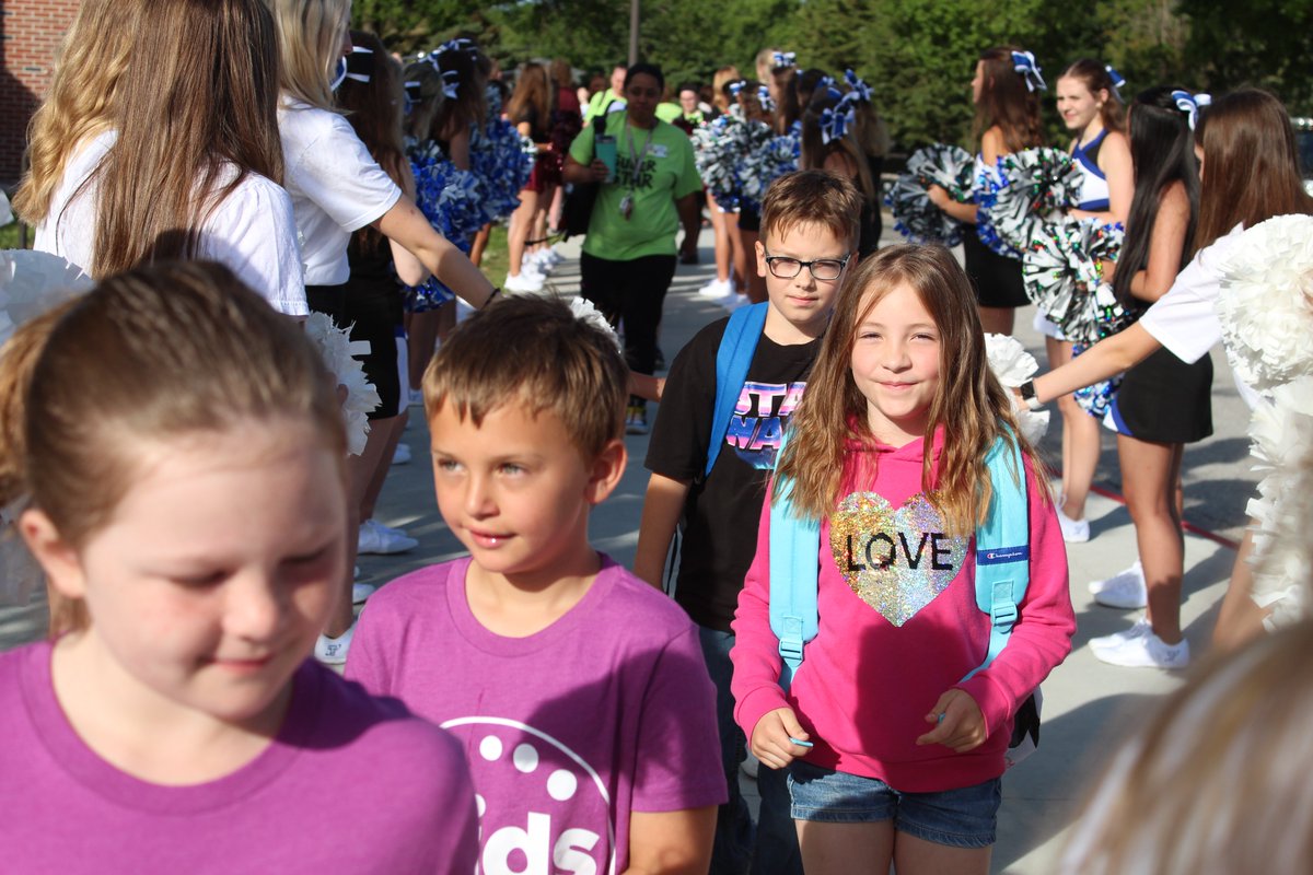 PLCSchools's tweet image. It's PLCS tradition to start summer school with some excitement! A big shout-out to the PLHS band as well as Monarch Dance, Titan Cheer, and Titan Dance for giving these students an awesome and energetic start to their day yesterday! #PLCSGreat