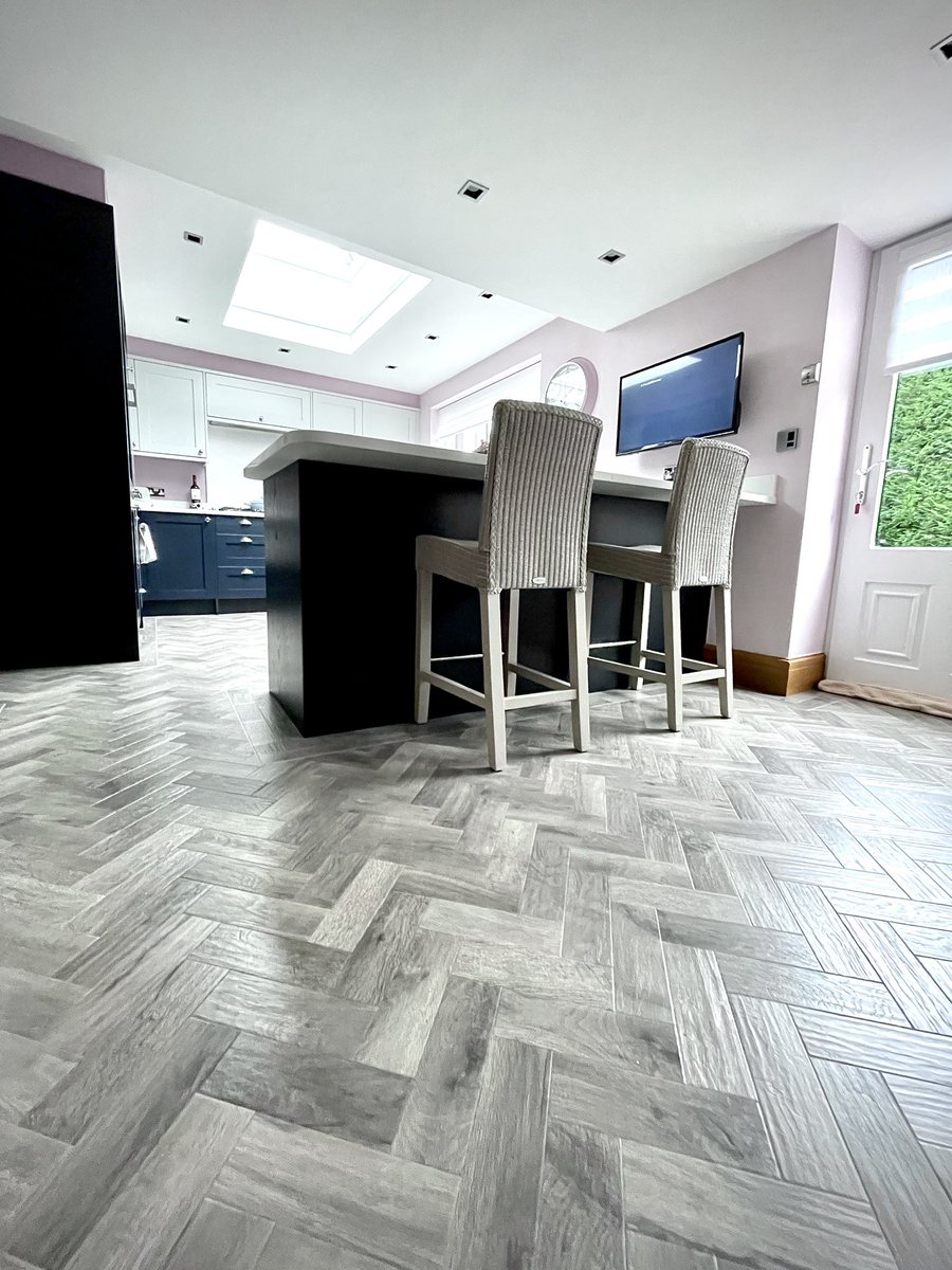 Home service? Don’t mind if I do!😁

We’re removing the hassle of driving through Preston that the ‘bus gate’ has caused. We will now bring our showroom to your door🚪😱

Call us on 01772 250682 for more information📞

<a href="/BIDPreston/">Preston City Centre BID</a> <a href="/ShopPrestonCity/">Shop Preston</a> #mobileshowroom #busgate