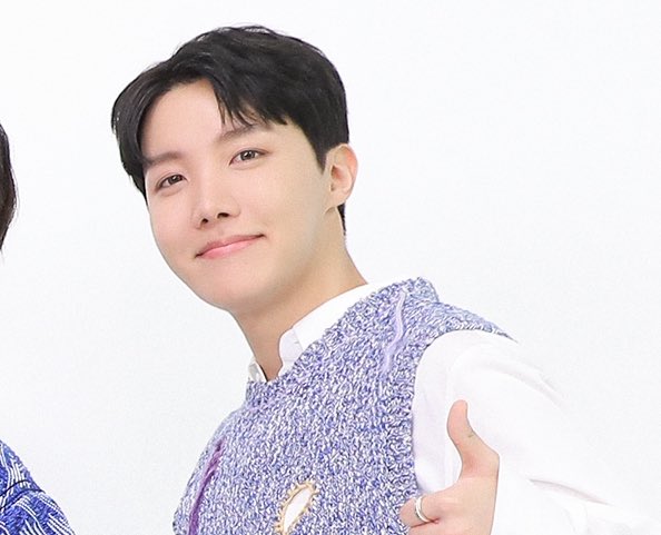 thejhopebeat's tweet photo. ☹️ https://t.co/qFbtcQGFrc
