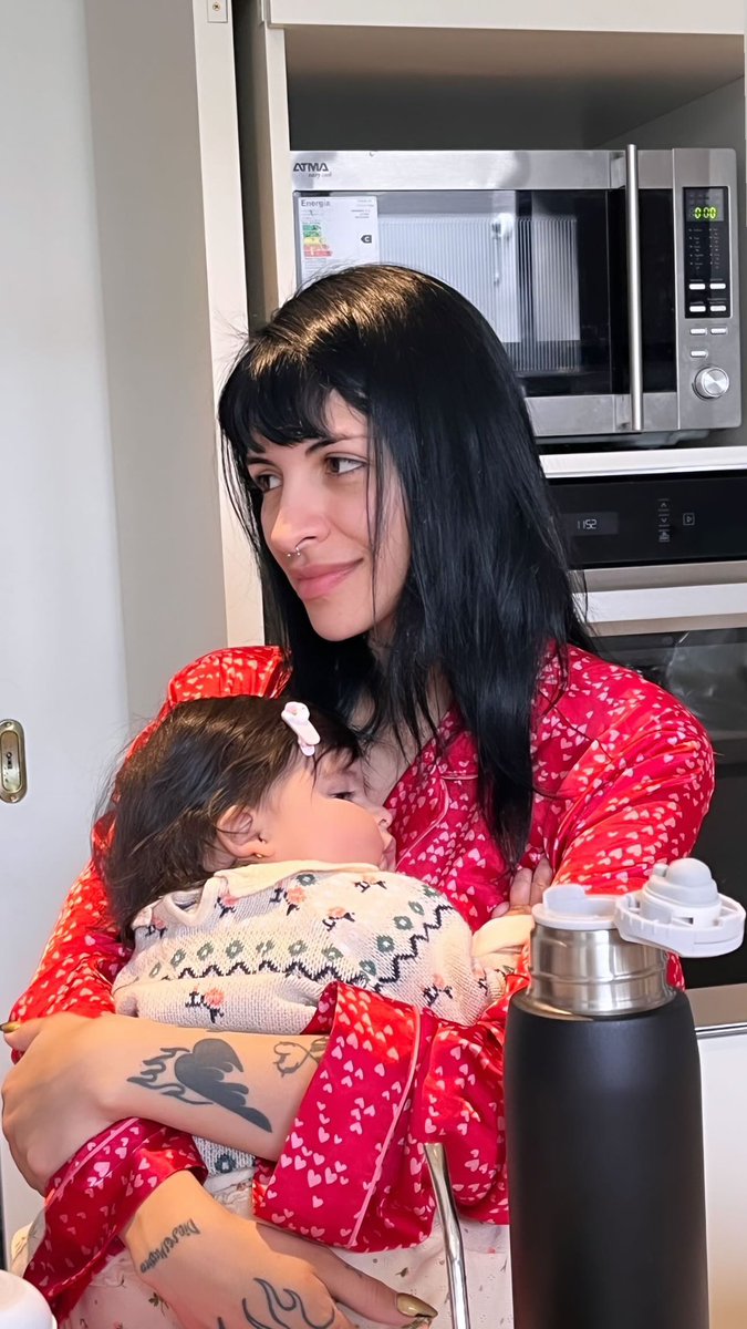 cazzucomunidad's tweet photo. 📸 | Cazzu junto a INTI vía Instagram. 🥹 https://t.co/RGvdxS5AAr