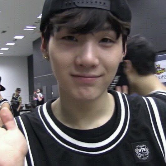 GLOSS PD 🥢 tweet media