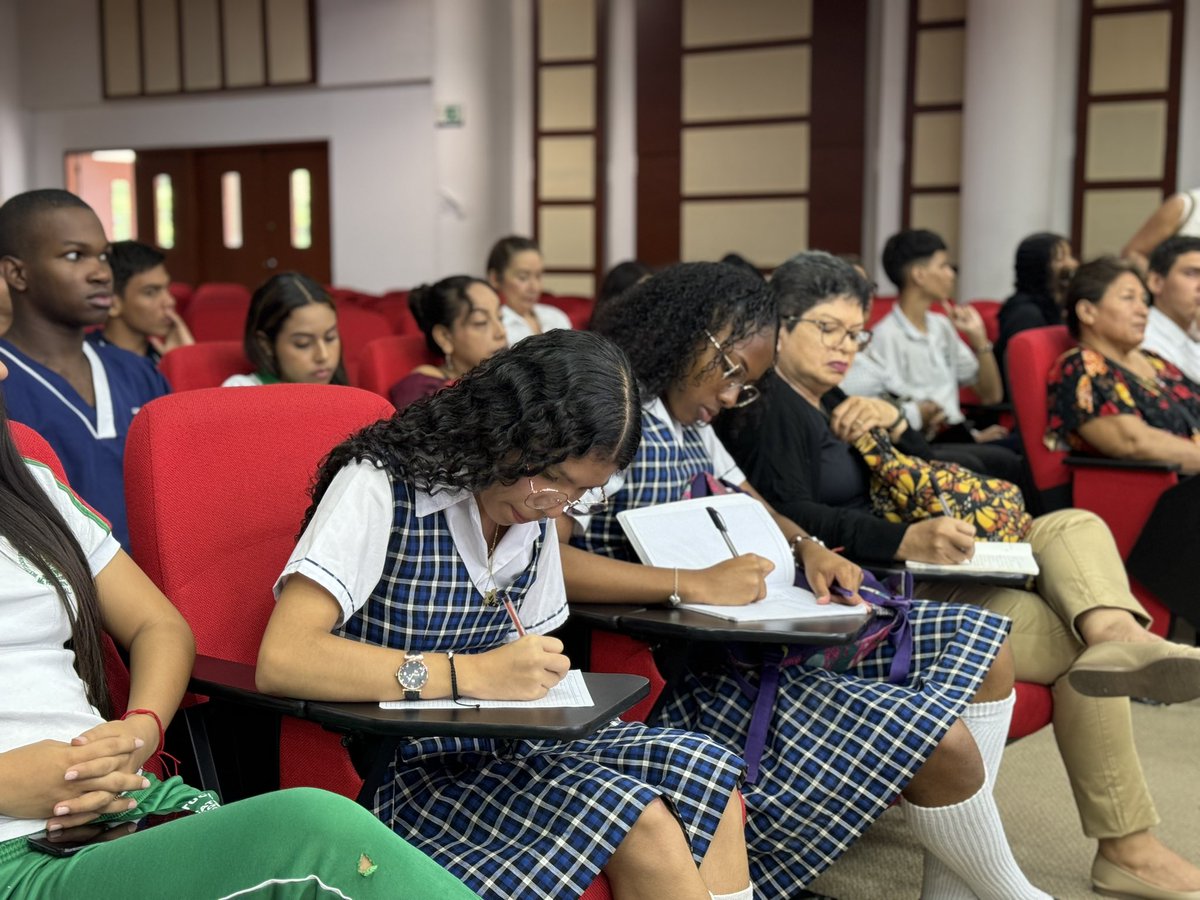 Contraloría General de Santiago de Cali tweet media