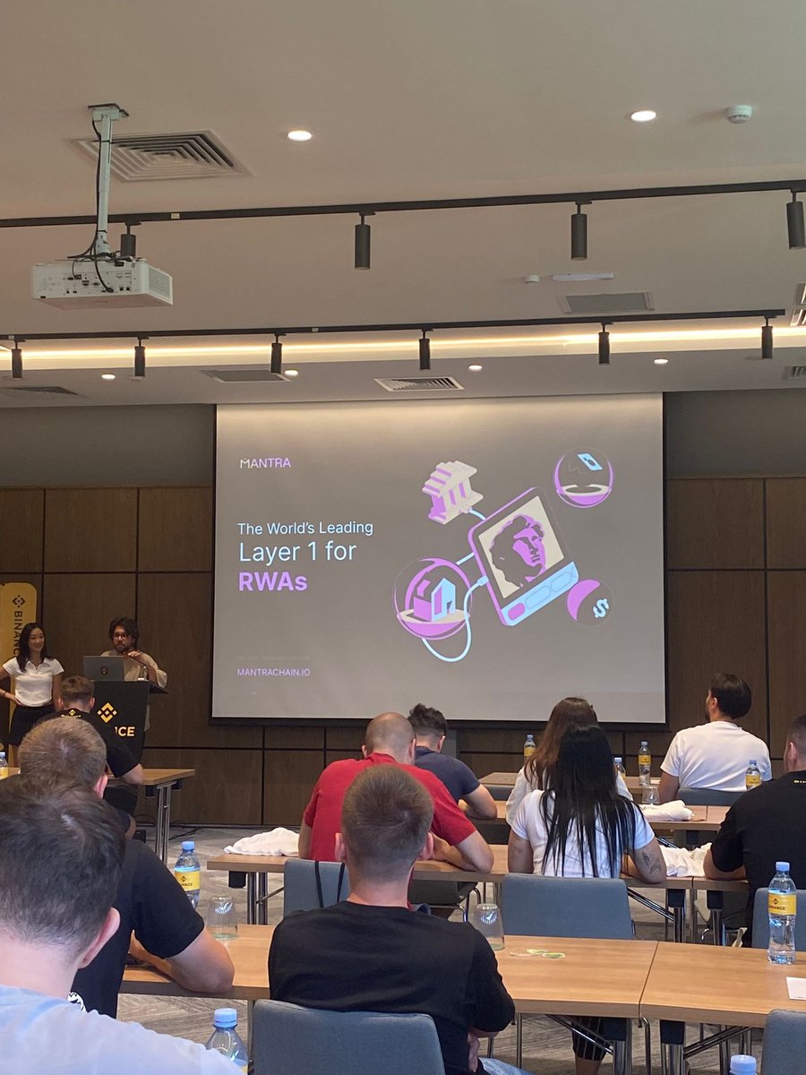 Daniel a castigat premiul pentru un membru din comunitate, stati on pentru detalii si pana atunci nu uitati de like si retweet plus sa-i urmariti pe <a href="/danielllradu/">Daniel Radu</a> si pe @vp0130vp .

Cel mai probabil vom alege castigatorul in Voice, joi pe canalul nostru de Telegarm de la ora