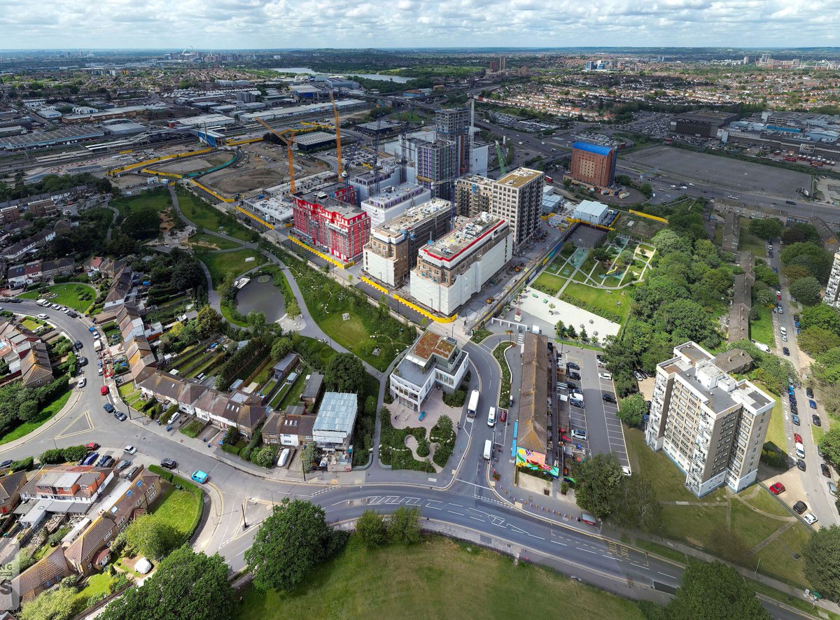 Our first office building is under construction! 

Located next to Brent Cross West station, 3 Copper Square will form the cornerstone of what will be a new business and innovation district for London, making Brent Cross Town an exciting new place to work! l8r.it/SUwb