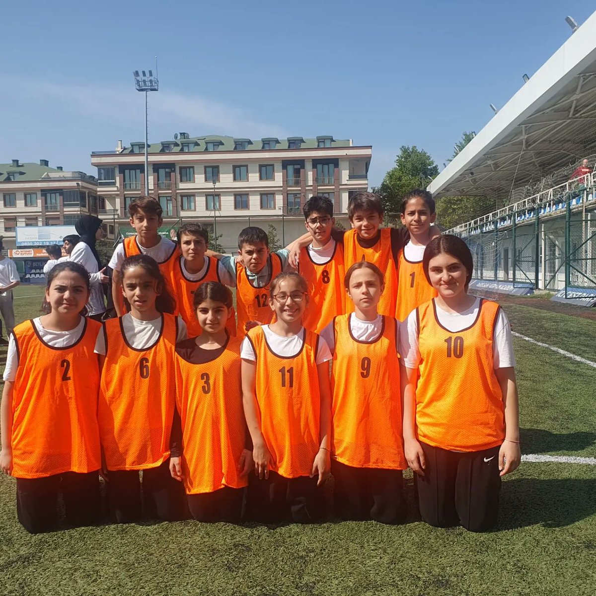 gurpinaroo's tweet photo. 2023-2024 Eğitim Öğretim yılı Yüz yüze 100 çocuk oyunu Projesi kapsamında Beylikdüzü ilçesinde düzenlenen etkinliklere Okulumuz Yakan Top branşında katılım sağlamıştır.@tcmeb 
@istmemkultur
@Beylikduzu_mem
@harunbuker
@cigdemtezertan https://t.co/hYPPY8y238