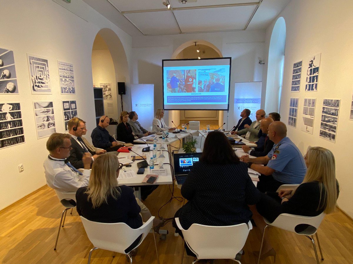 IOM Bosnia and Herzegovina (@iombih) on Twitter photo 📌 Successful roundtable in Banja Luka showcased outcomes of "Addressing mixed migration flows in the Western Balkans” project, funded by <a href="/NorwayMFA/">Norway MFA</a>.
IOM BiH, with donors, partners & relevant institutions remains steadfast in supporting migration response efforts across the #WB. 📌 Successful roundtable in Banja Luka showcased outcomes of "Addressing mixed migration flows in the Western Balkans” project, funded by <a href="/NorwayMFA/">Norway MFA</a>.
IOM BiH, with donors, partners & relevant institutions remains steadfast in supporting migration response efforts across the #WB.