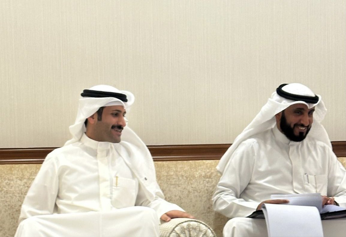 الحمدلله الذي بنعمته تتم الصالحات 
    " تم بحمد الله تعالى و فضله "
                   ( عقد قرآني ) 
راجين من المولى عز وجل لي ولكم التوفيق ..

اخوكم : تركي مشعل منور الشلاحي