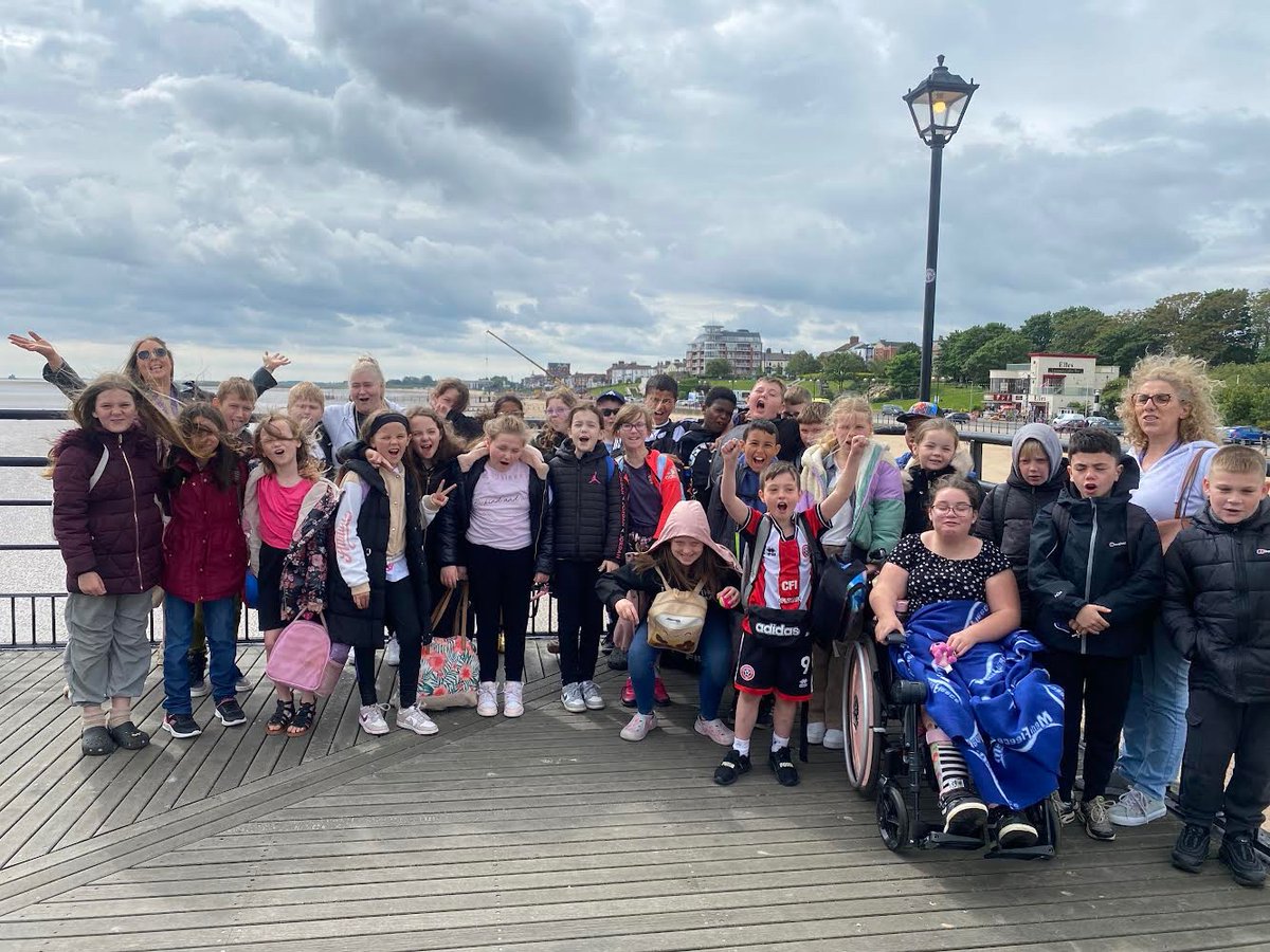 ArbourthorneCPS's tweet image. Spring term attendance winners have had a brilliant day at the beach in Cleethorpes as a reward - we especially loved the ice creams!! #corevaluesinaction #Team