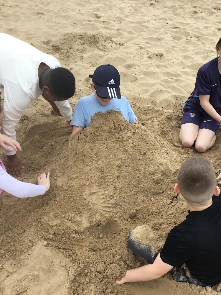 ArbourthorneCPS's tweet image. Spring term attendance winners have had a brilliant day at the beach in Cleethorpes as a reward - we especially loved the ice creams!! #corevaluesinaction #Team