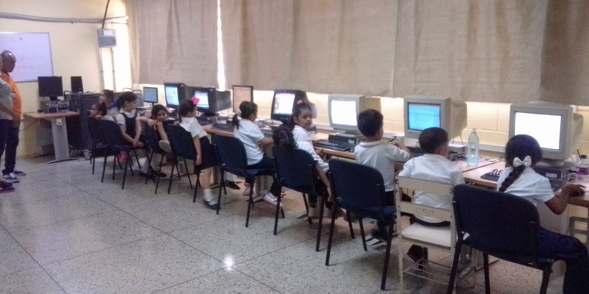 Superaula La Ermita tweet media