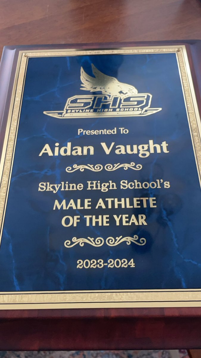 jvaught238's tweet photo. Nice ending to your high school career. 
@VaughtAidan 
@SHSHawksFootbal 
@FerrumFootball 
@SkyHawksAthl https://t.co/h3fFVzWpRC