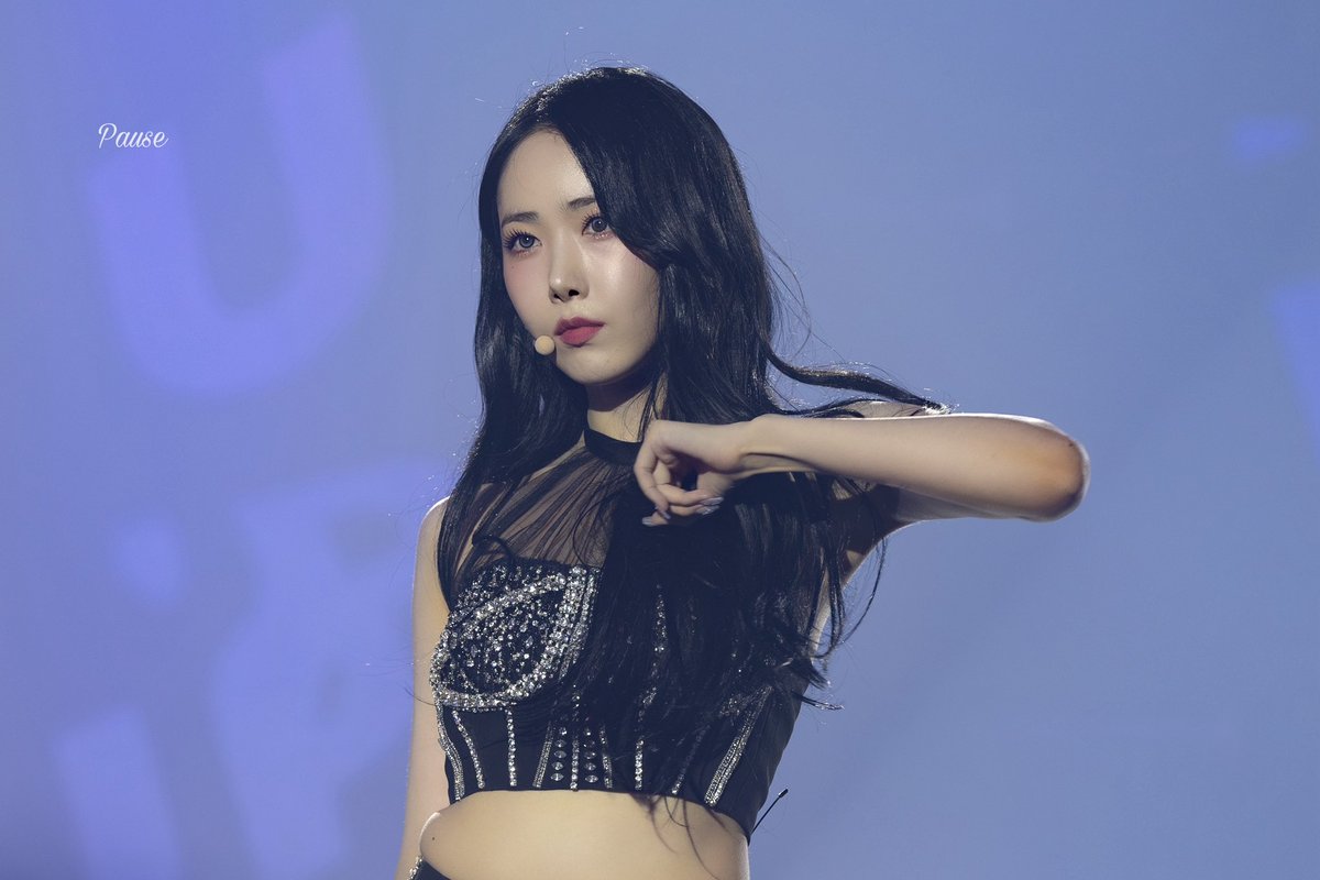 Pause0603's tweet photo. 240602 신비
역대 최고의 오프닝이었다 진짜!
#비비지 #신비 #VIVIZ #SINB https://t.co/CHbHUPH9im