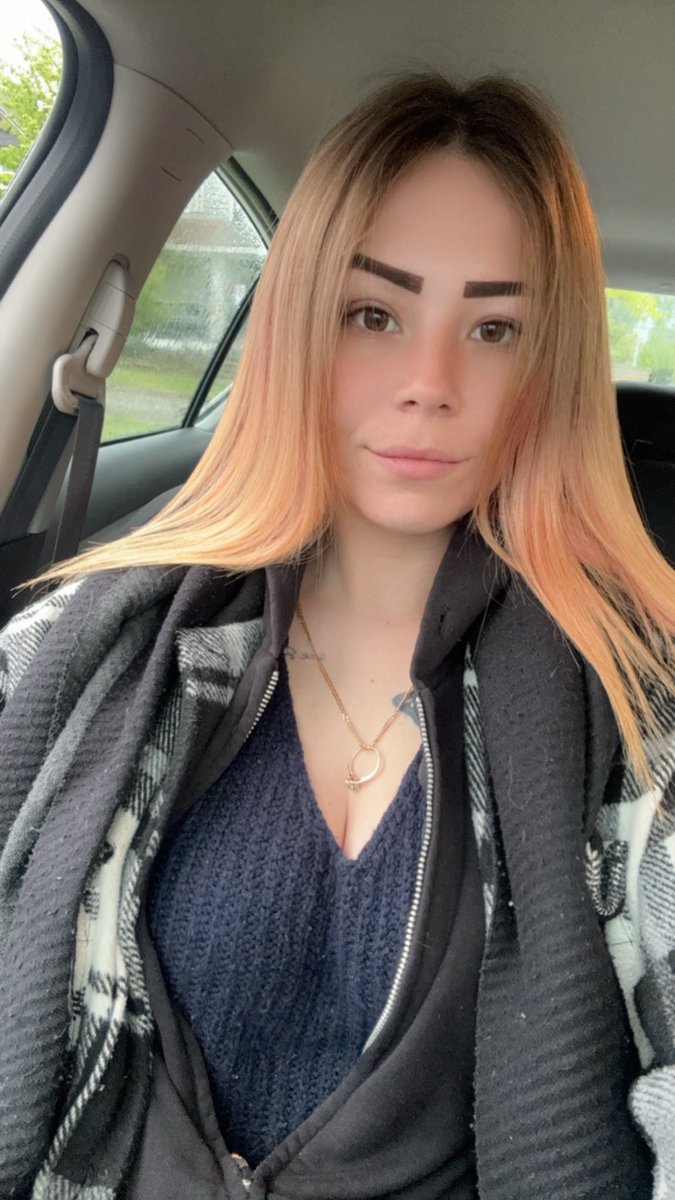 Always popping up in your thoughts and dreams 
Forever taking over your pathetic weak mind 

You idolize a hot brat on the internet and love every minute of it 

Findom paypig Cashcow humanATM whalesub walletdrain finsub finbrat Canadianfindom findomme finD relapse loser fetish