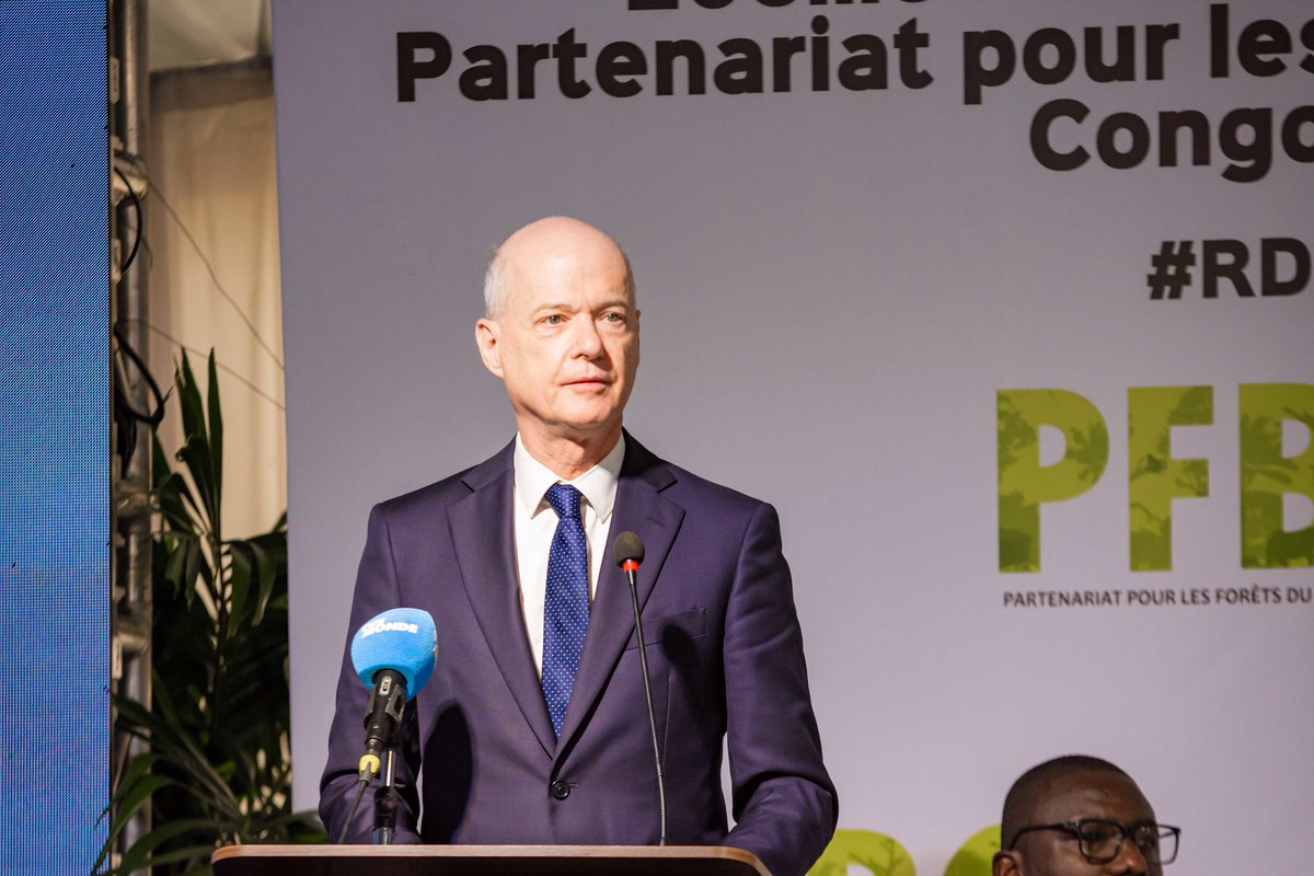 🇫🇷🇬🇦La Réunion des Parties du PFBC a débuté hier à Kinshasa. Cette semaine, les participants échangent sur les enjeux de conservation du Bassin du Congo, environnement clé dans la lutte contre le changement climatique et la protection de la biodiversité. #FranceauGabon <a href="/cbfp_pfbc/">Partenariat Forêts Bassin du Congo</a>