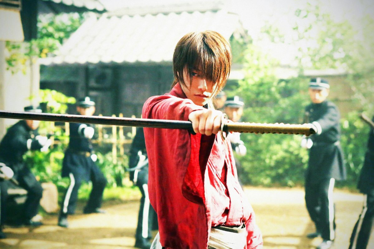 <a href="/moviemenfes/">mupi</a> Dia sebagai Tendo-sensei memang menawan tapi pesonanya sebagai Himura Kenshin tetap yang paling 💯