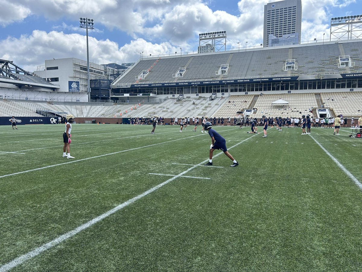 Game 1 &amp; Game 2 in the books today. Our Tigers are 2-0 in pool play @ the <a href="/CorkyKell/">Corky Kell + Dave Hunter Classic</a>. 

Game 1
Temple 24-16 vs North Hall High

Game 2 
Temple 30-2 vs Northview High 

<a href="/NwGaFootball/">NwGa Football</a> <a href="/CoachRo47/">Seth Rogers</a> <a href="/Coach_JRob/">Jason Robinson</a> <a href="/HSM_WestGA/">Hometown Sports Media</a> <a href="/GradickSports/">Gradick Sports</a> <a href="/THABC_Tigers/">Temple High Athletic Booster Club (THABC)</a> <a href="/RecruitTemple/">Temple HS Football Recruiting Page</a> <a href="/CCSSAthletics/">Carroll County Athletics</a>