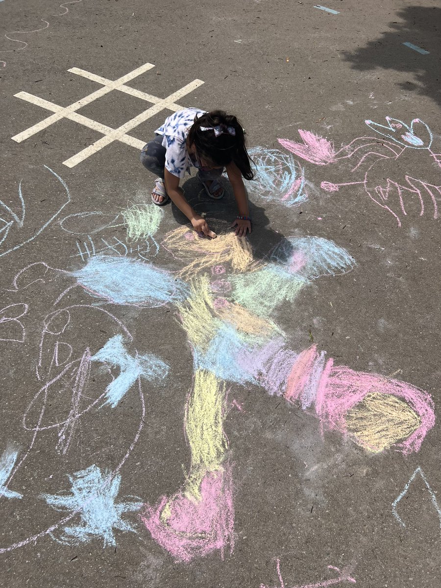 Princess Elizabeth School tweet media
