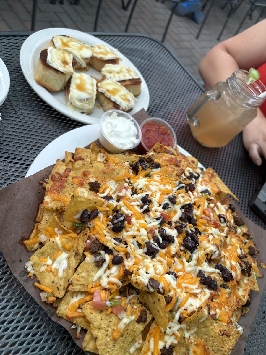 Tuesdays, Patios and 1/2 price nachos! Open 11am-2am. Breakfast served until 4pm. HAPPY HOUR 3pm-6pm. Rock and Roll Bingo 9pm. Call 519-936-5079 to book your table.