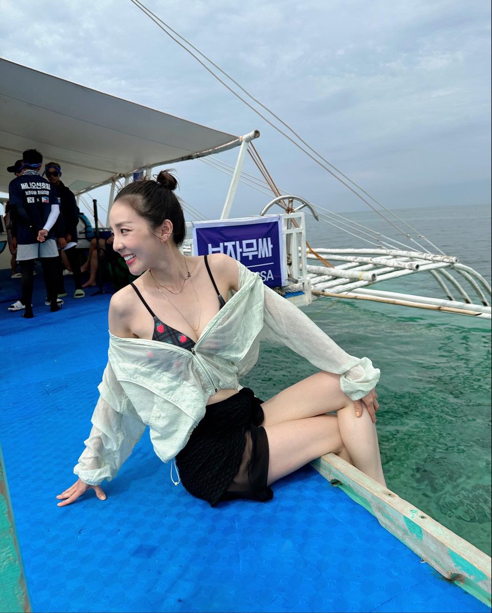 krungy21's tweet photo. Hopping tour in Bohol 🏝️🛥️⛵️🐠🐢🌊🍺
#DaraTour in #Bohol #Philippines
#다라투어 인 #보홀 #필리핀 https://t.co/zg9EIlwQQt