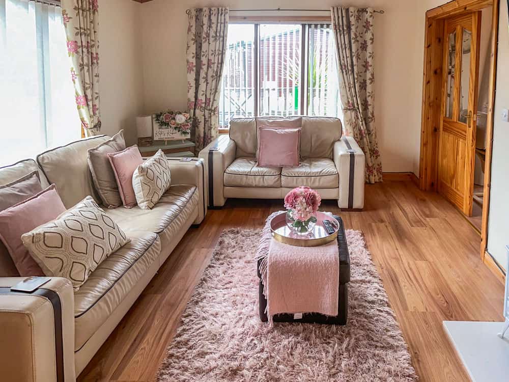 donegalcottages's tweet photo. Kate's Kabin - Kerrykeel
https://t.co/dm7shTEb5s
Kate's Kabin is a comfortable 3-bedroom holiday home located on the shores of Mulroy Bay. It is situated on the outskirts of Kerrykeel village. https://t.co/532fKDLnUj