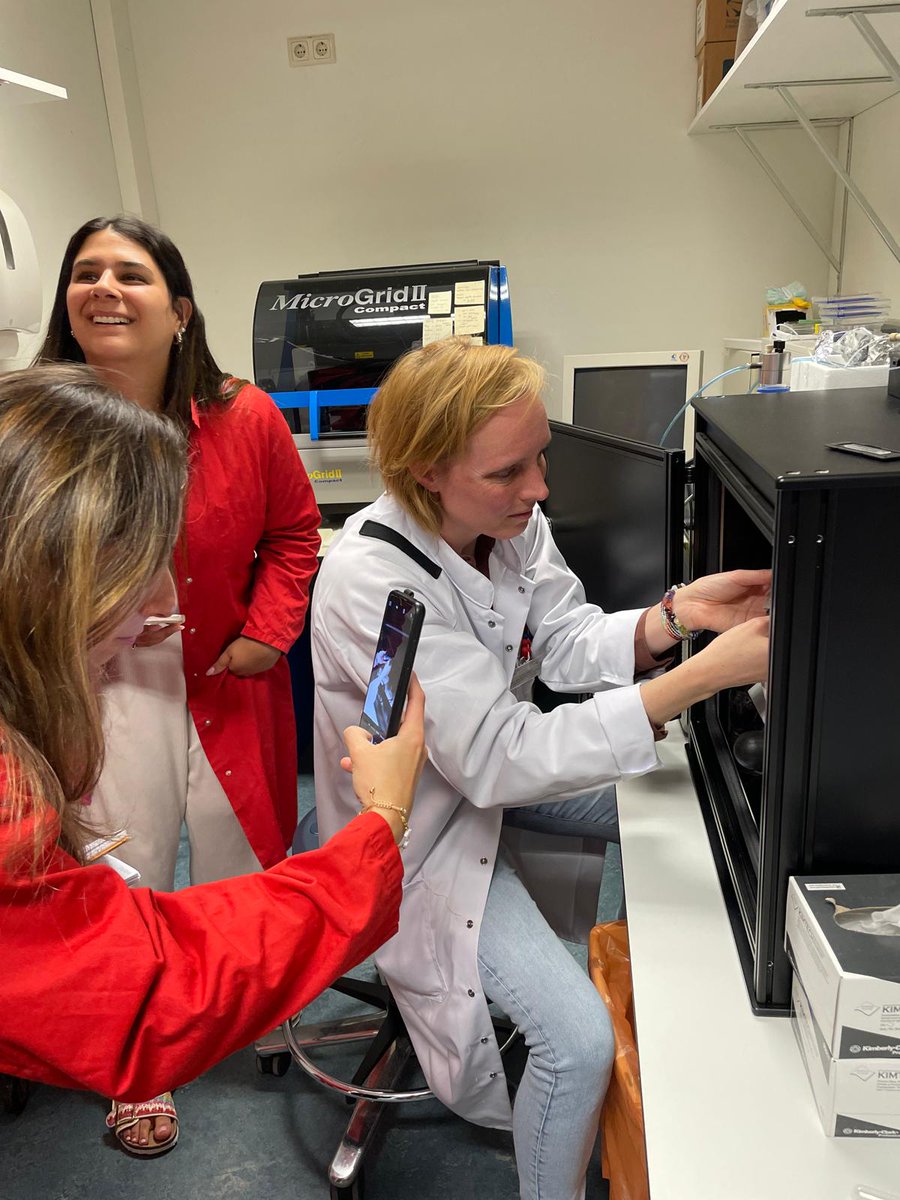 FLAVOURsome (@_flavoursome_) on Twitter photo Day 2⃣ at #FLAVOURsome #TrainingSchool
Today our participants dressed up 🥼 and explored the tongue-on-chip technology in their own samples🧪
Another incredible day of learning <a href="/WUR/">Wageningen U&R</a> with <a href="/maartenjongsma/">Maarten Jongsma</a> and Margriet Roelse
#COSTAction #tasteresearch #foodscience Day 2⃣ at #FLAVOURsome #TrainingSchool
Today our participants dressed up 🥼 and explored the tongue-on-chip technology in their own samples🧪
Another incredible day of learning <a href="/WUR/">Wageningen U&R</a> with <a href="/maartenjongsma/">Maarten Jongsma</a> and Margriet Roelse
#COSTAction #tasteresearch #foodscience