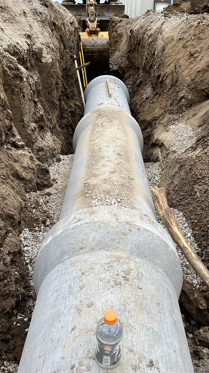 $auce Neuzil tweet media