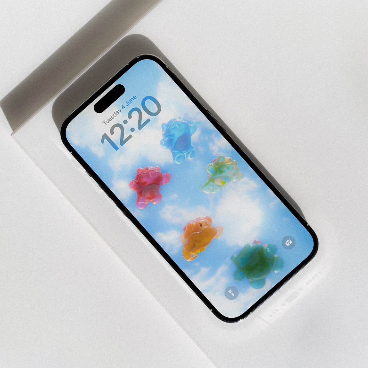 Valentin_Salmon's tweet photo. Cute Summer Vibes for your Smartphones 🐢🌈 https://t.co/hB72jsL3sG